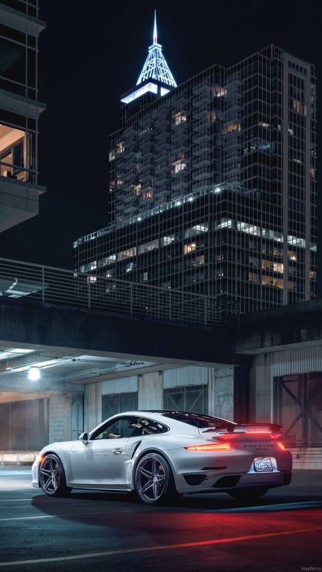 Porsche 911 Night Trails